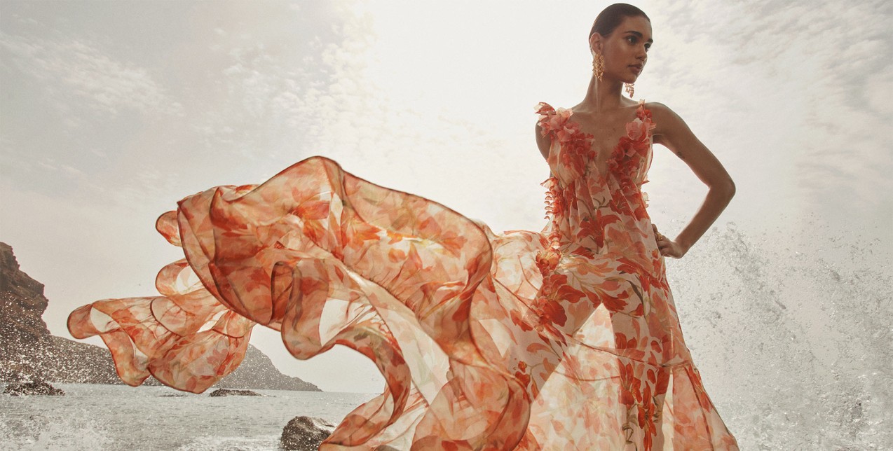 Florals for Spring? Τα αγαπημένα μας pieces με λουλούδια για την άνοιξη