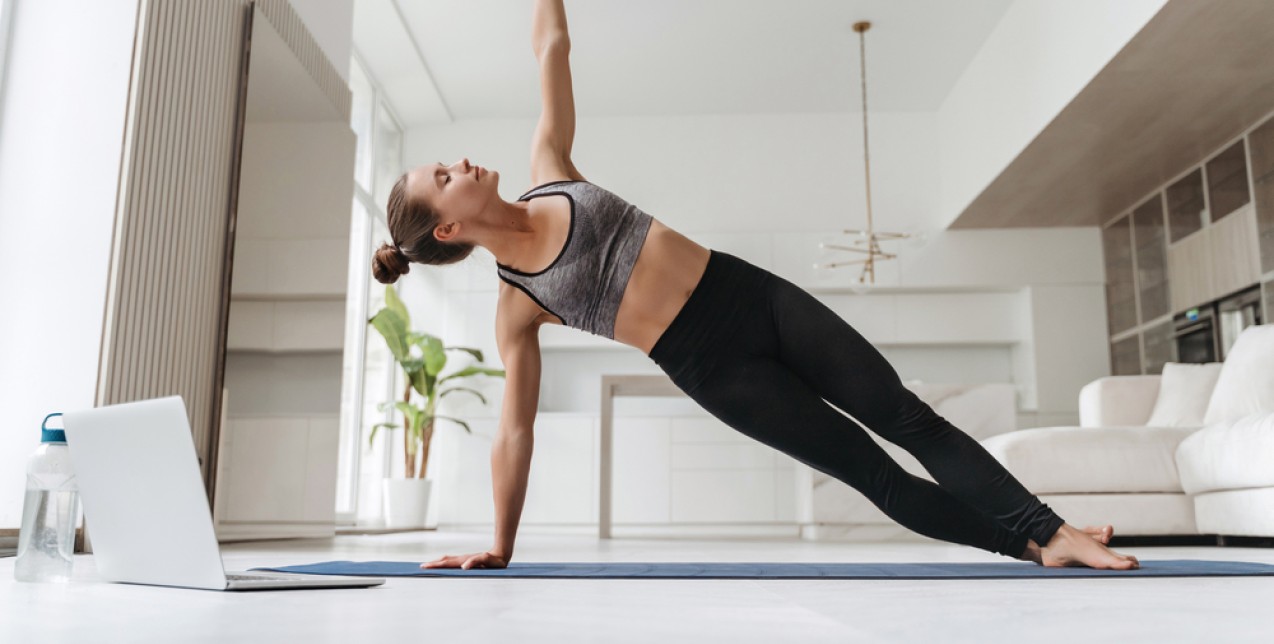 Τα καλύτερα μαθήματα pilates που μπορείτε να βρείτε online
