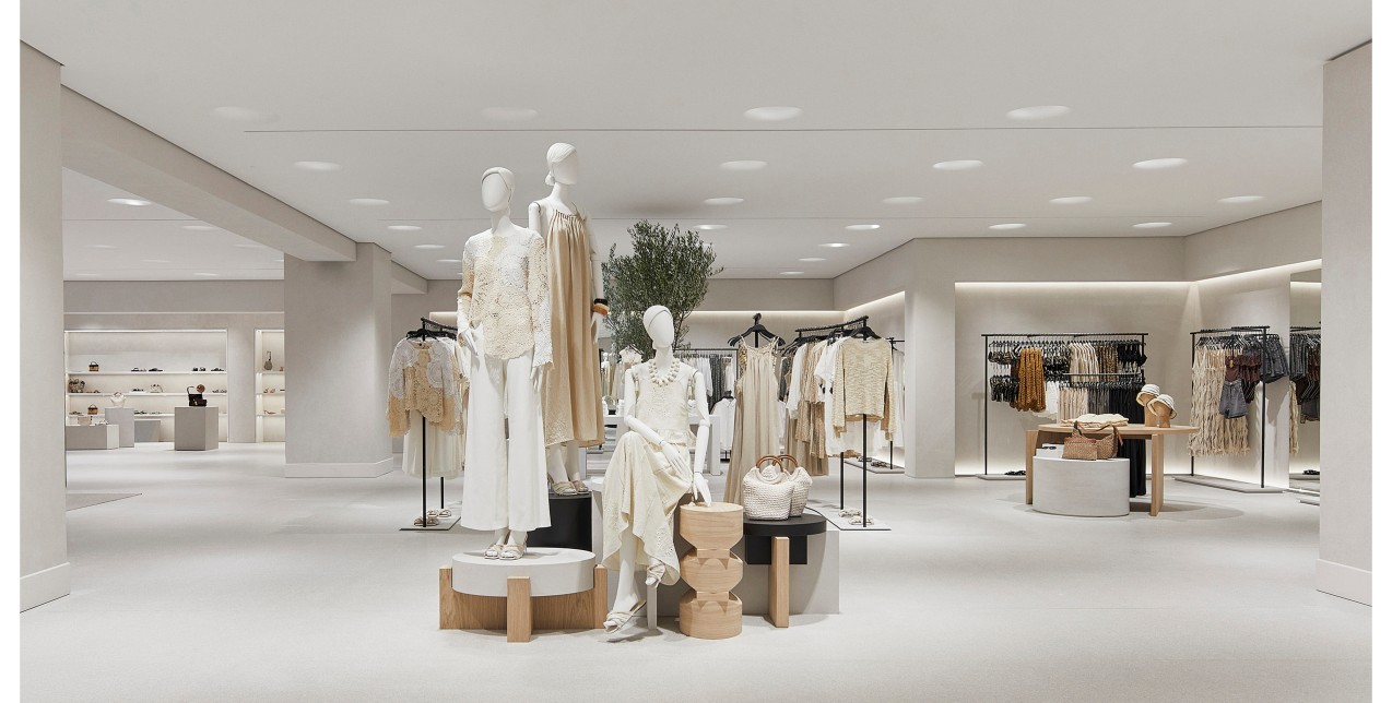 To μεγαλύτερο Zara flagship store στην Ευρώπη άνοιξε τις πύλες του στον Πύργο του Πειραιά 