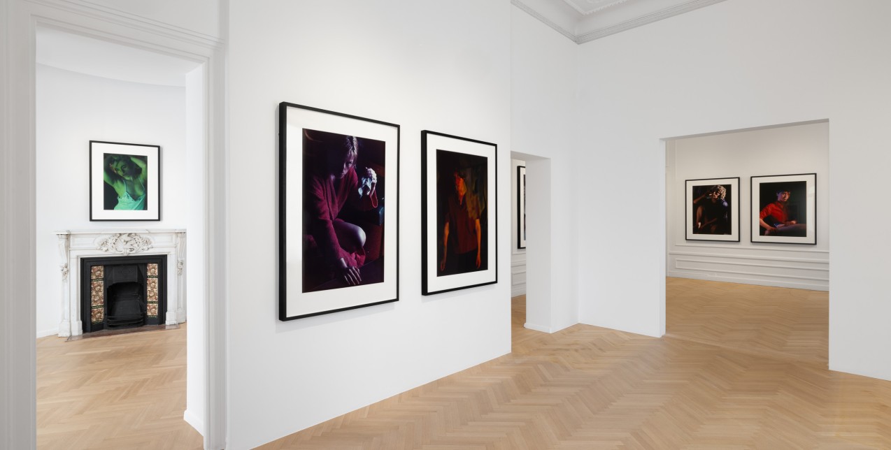 Cindy Sherman at Cycladic: Μία πρώτη ματιά στην πολυαναμενόμενη έκθεση της χρονιάς στο Μουσείο Κυκλαδικής Τέχνης 