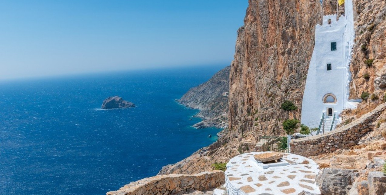 Sunset lovers: Τα ελληνικά νησιά που θα σας χαρίσουν το πιο ειδυλλιακό ηλιοβασίλεμα
