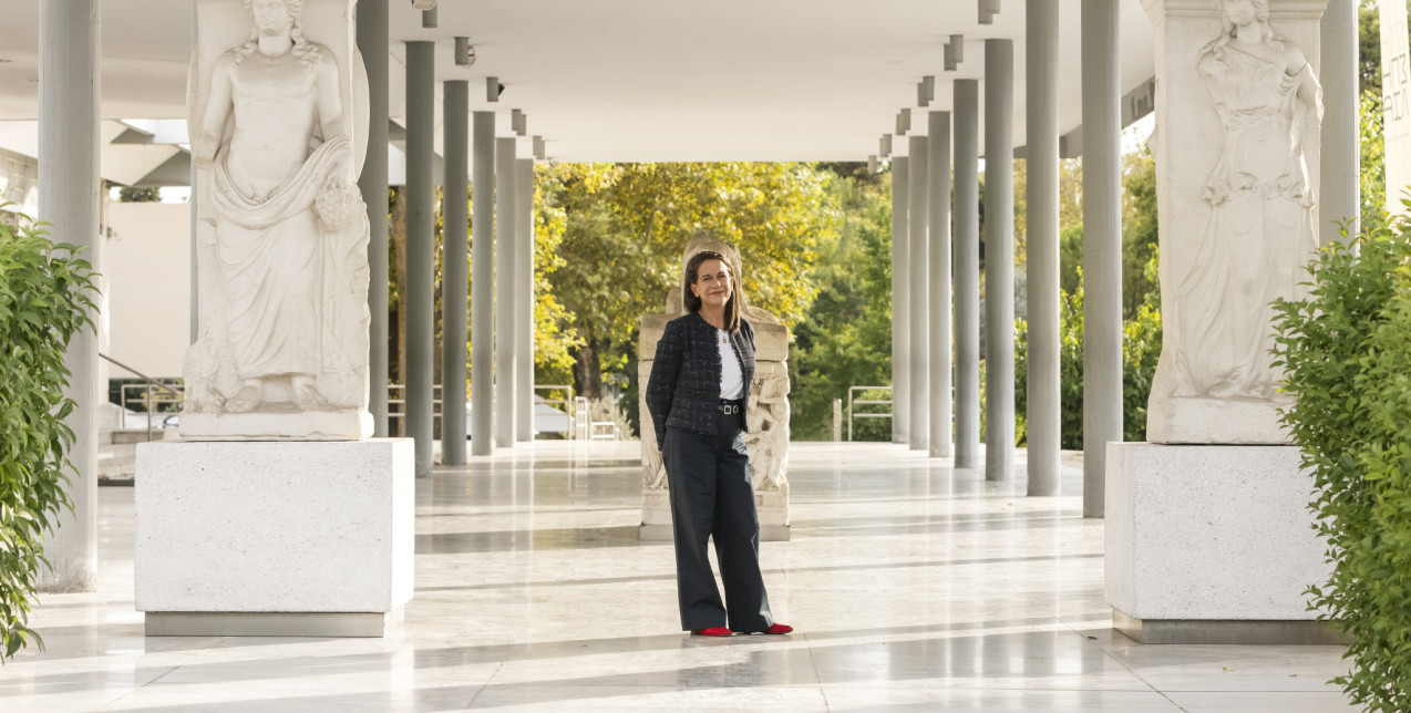 Το όραμα της Γενικής Διευθύντριας του Αρχαιολογικού Μουσείου, Δρ. Αναστασίας Γκαδόλου, είναι εστιασμένο σε πρωτοβουλίες που αναδεικνύουν τον διεθνή ρόλο του θεσμού