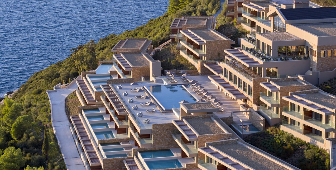 Μια μοναδική απόδραση σε ένα μαγευτικό περιβάλλον, όπου η φύση συναντά την πολυτέλεια