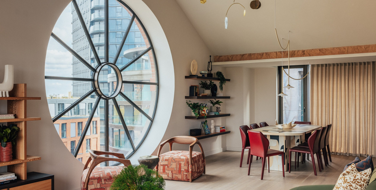 Το Chelsea Powerhouse στο Λονδίνο μεταμορφώθηκε αποφεύγοντας τα κλισέ του industrial στιλ