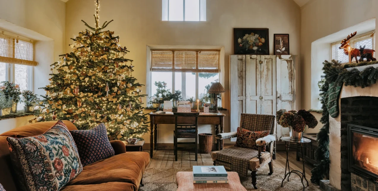 Μια υπέροχα στολισμένη κατοικία στην αγγλική ύπαιθρο, βγαλμένη από παραμύθι