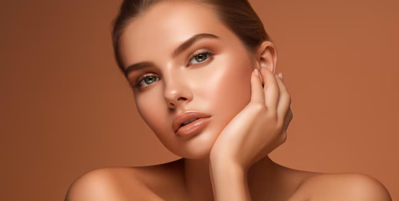 Το toffee makeup κερδίζει τον τίτλο της πιο κολακευτικής τάσης του χειμώνα