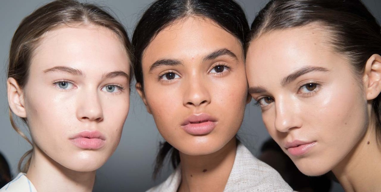 7 beauty κόλπα των αισθητικών που μπορείτε να εφαρμόσετε στο σπίτι 