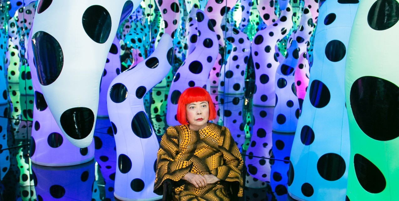 Η πασίγνωστη Γιαπωνέζα καλλιτέχνις Yayoi Kusama κατακτά το Λονδίνο με μία νέα μοναδική έκθεση 