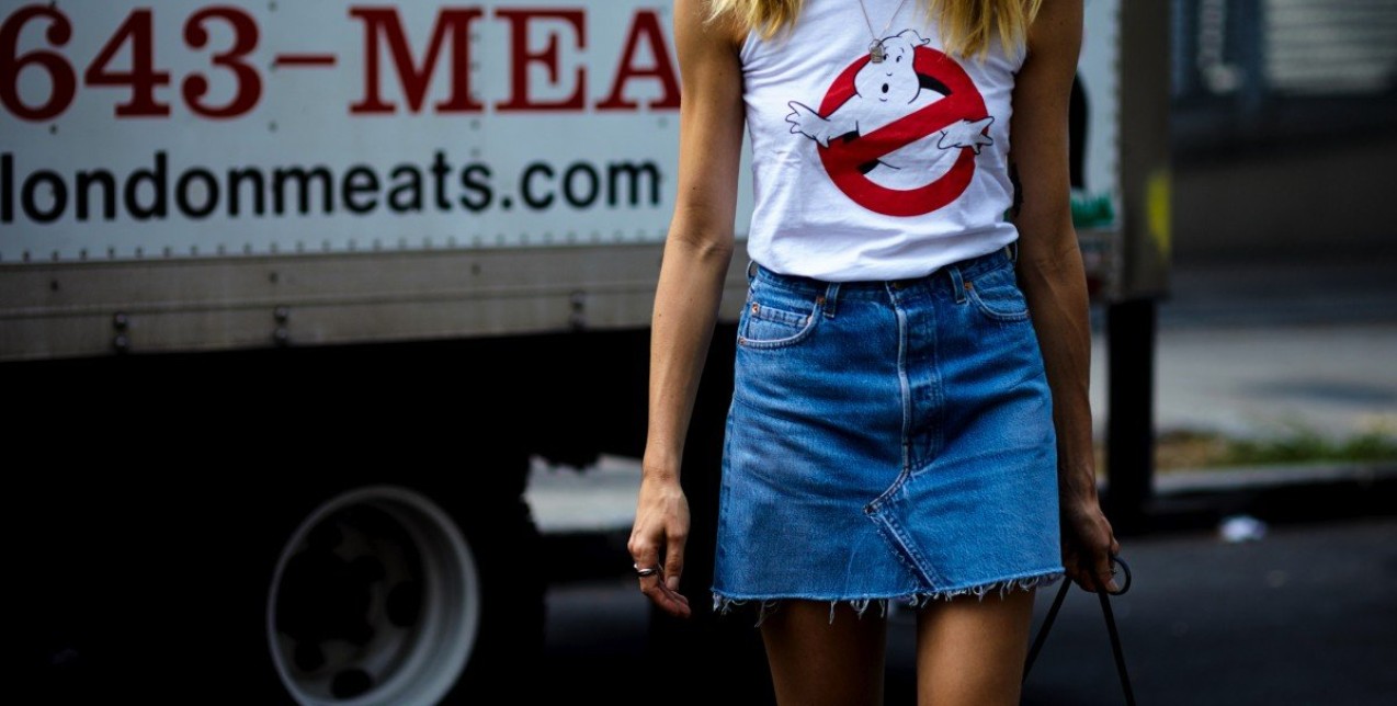 Mini skirt: Τα μικρά μυστικά που θα απογειώσουν αυτό το διαχρονικό κομμάτι 