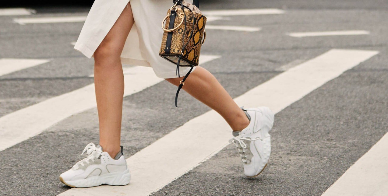 Tα πιο hot sneakers για κάθε στιλ που ταιριάζουν ιδανικά στο φετινό καλοκαίρι 