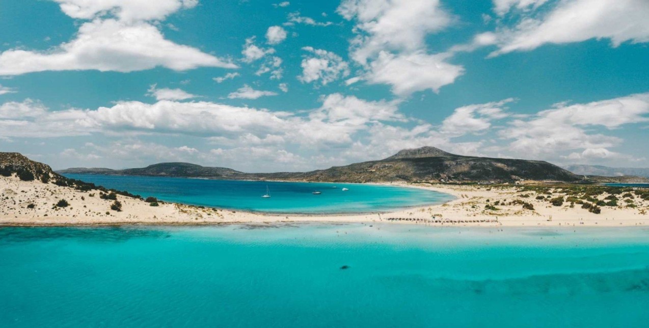 8 παραλίες στην Ελλάδα με εξωτική ομορφιά που αξίζει να επισκεφθείτε φέτος το καλοκαίρι