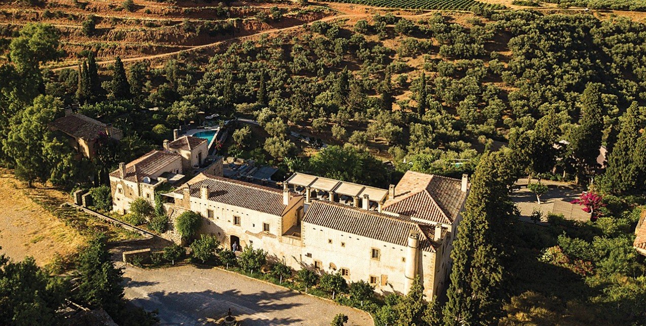 The Imperial Stay: Ζήστε μια 5άστερη farm experience σε ένα βυζαντινό αρχοντικό μέσα στη φύση 