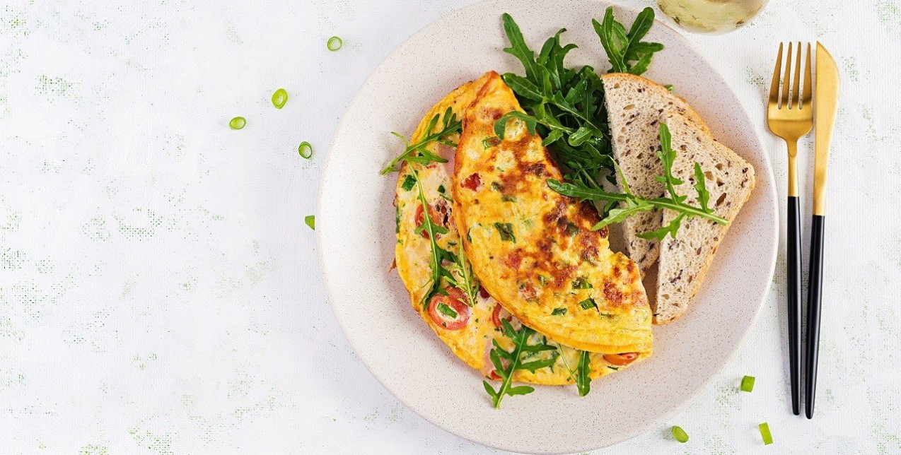 Οι ομελέτες που αποτελούν μια δυναμωτική επιλογή για κάθε γεύμα 