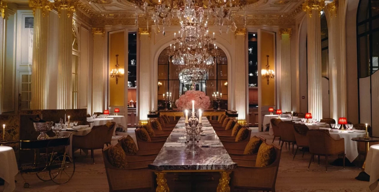 Το νέο εστιατόριο του Jean Imbert στο Plaza Athénée είναι η επιτομή της γαλλικής φινέτσας 