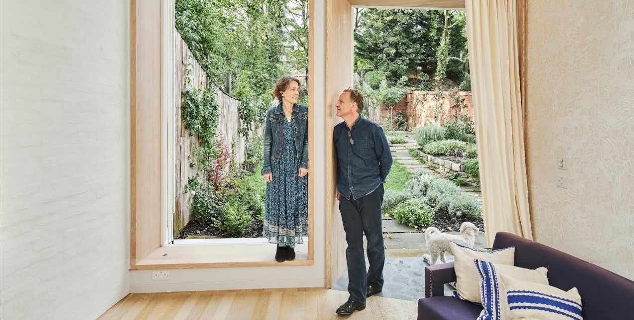 "Rubik’s Cube House": Ένα house tour μέσα στο σπίτι δύο καταξιωμένων αρχιτεκτόνων 