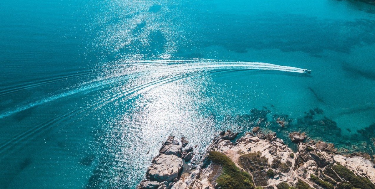 Summer Getaways: 5+1 low profile παραλίες στη Χαλκιδική που αξίζει να εξερευνήσετε