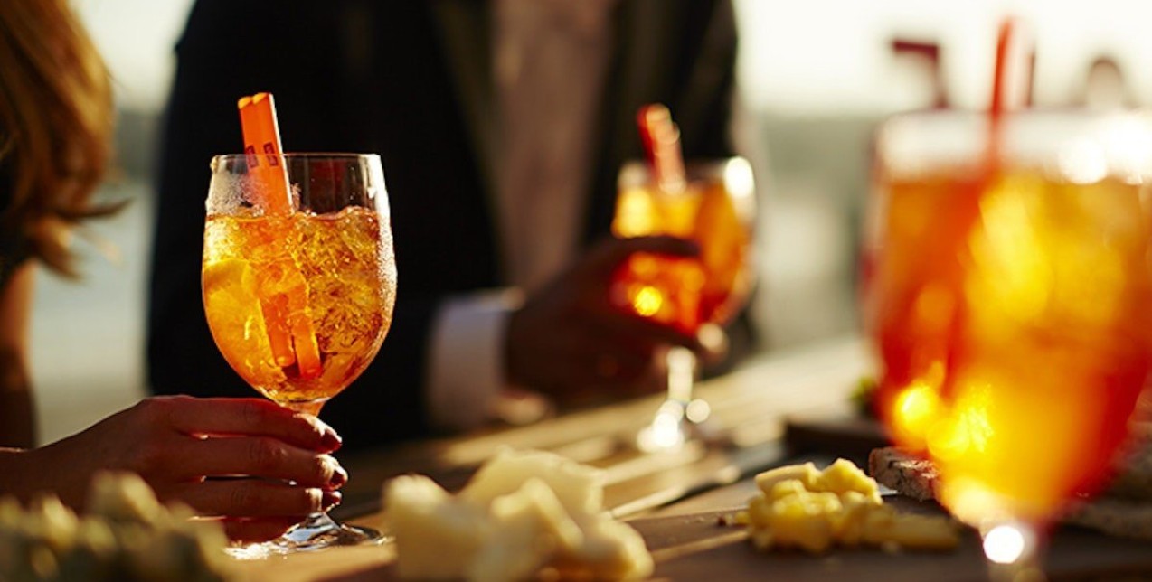 How to make the perfect Aperol Spritz: Tο τέλειο aperitivo, ακόμα και στο σπίτι 