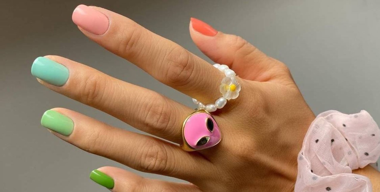 6 spring nail designs που ανυπομονούμε να δοκιμάσουμε 