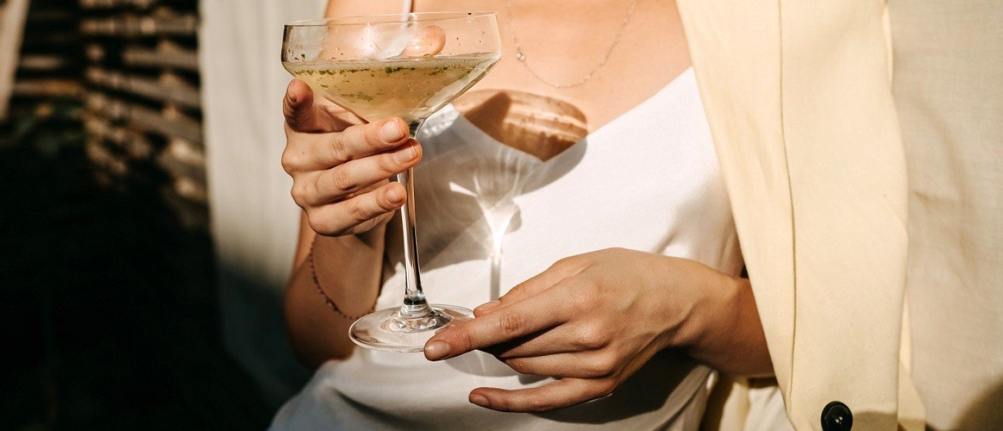 Yπάρχουν υγιεινά αλκοολούχα ποτά;