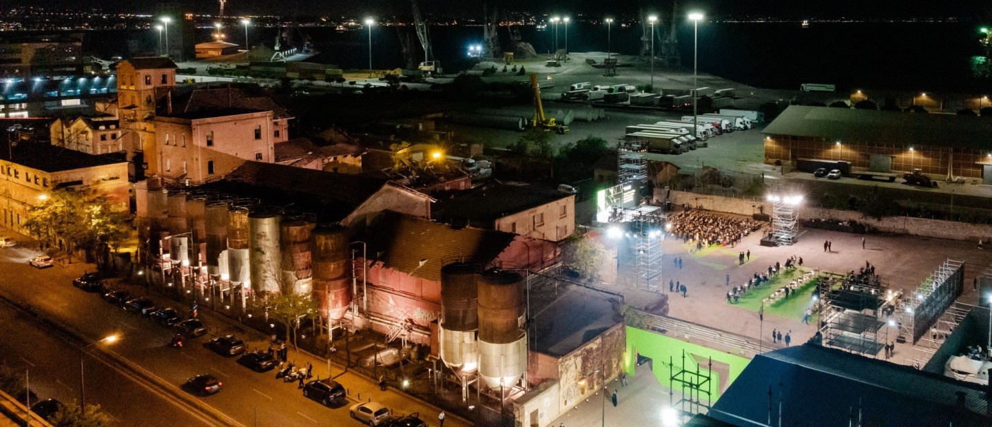 Το εμβληματικό κτίριο της πρώην ζυθοποιίας ΦΙΞ στη Θεσσαλονίκη ξαναγεννιέται 