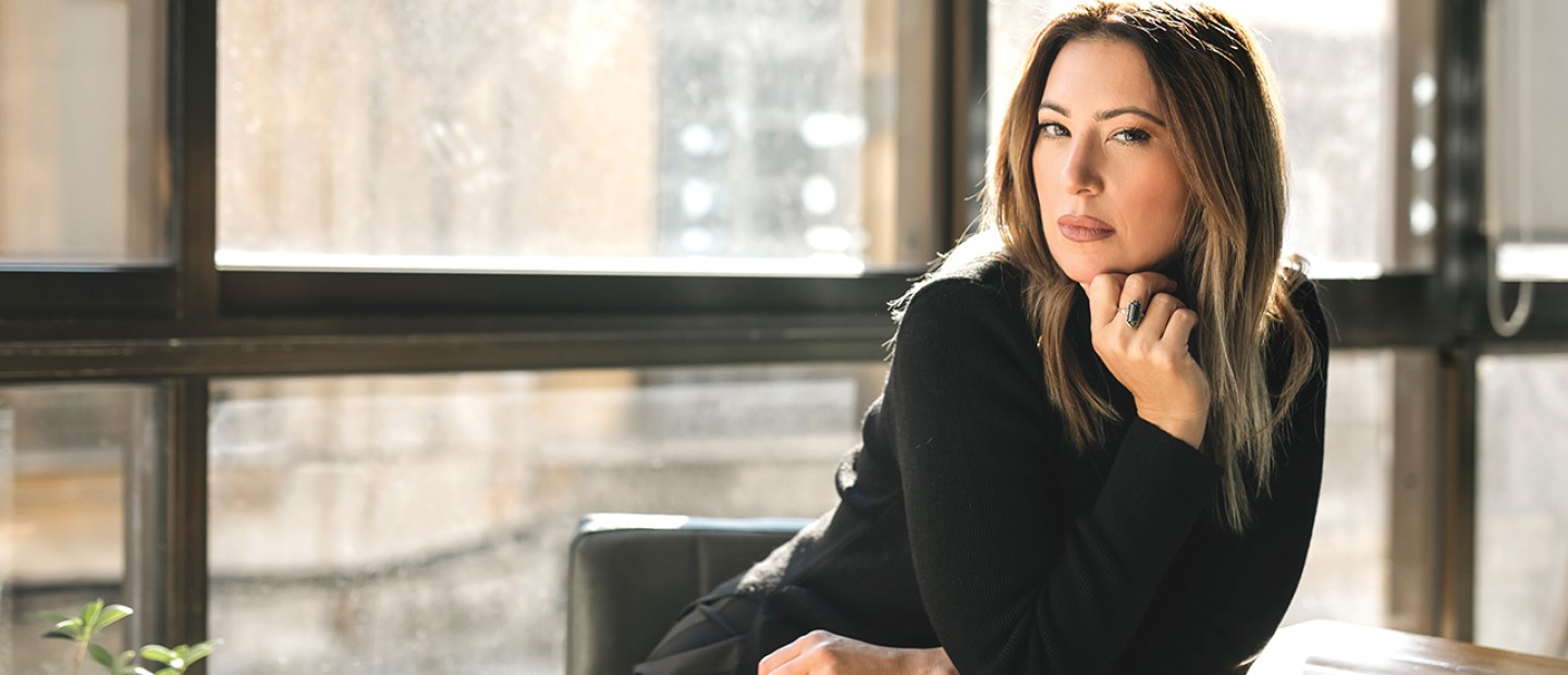 Success story: ﻿Ευρηματική και αεικίνητη, η Ιωάννα Μητακίδου είναι ο ιθύνων νους πίσω από την ανατρεπτική σχολή LMI Make Up School 