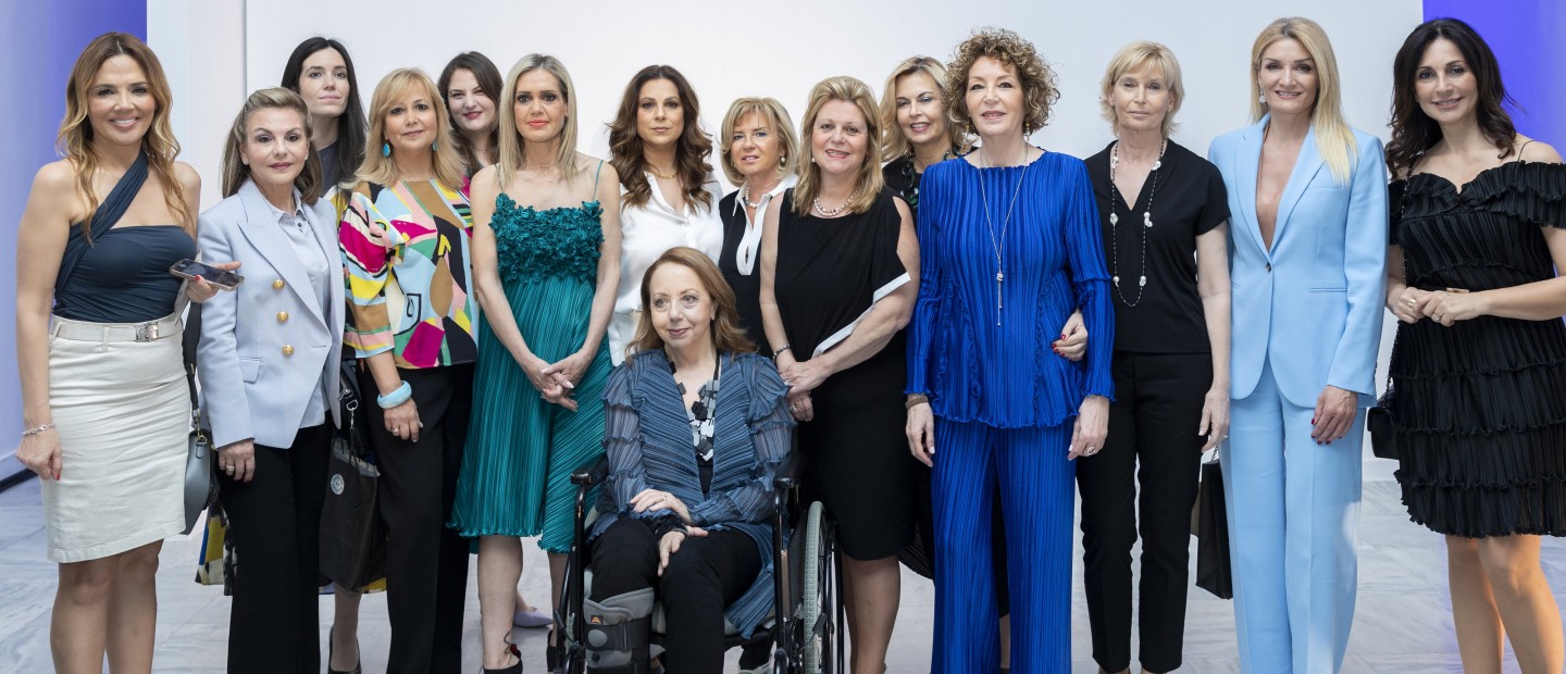 Η επίδειξη μόδας της Δάφνης Βαλέντε με φιλανθρωπικό χαρακτήρα στο MOMus της Θεσσαλονίκης 