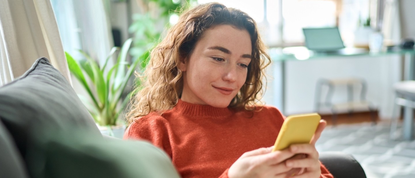 Mindful Screen Time: Η νέα τάση που μας απομακρύνει από την οθόνη του κινητού επιτυχώς