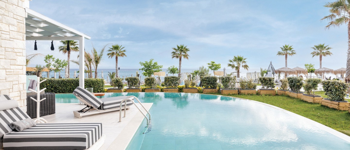 Experience The Dream: Ο ειδυλλιακός προορισμός στη Χαλκιδική που αναδεικνύεται ως η απόλυτη επιλογή για τις διακοπές μας