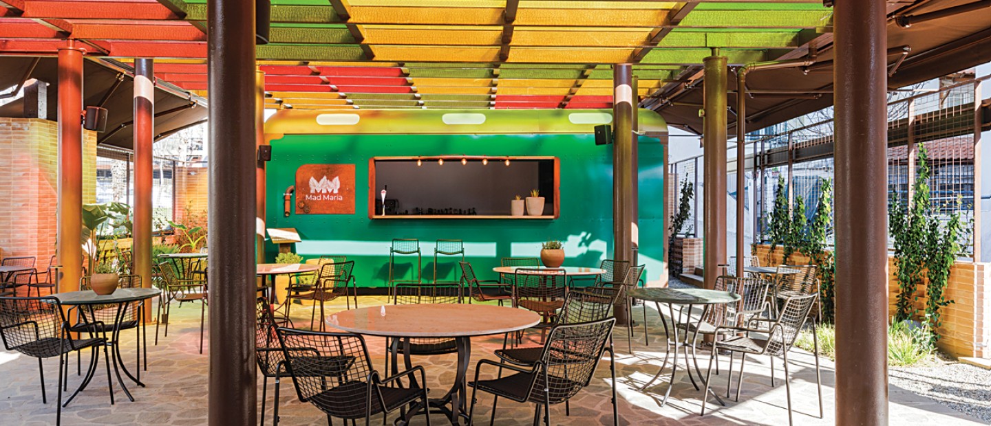 To νέο concept bar-restaurant της Θεσσαλονίκης είναι εμπνευσμένο από το τροπικό τοπίο του Αμαζονίου