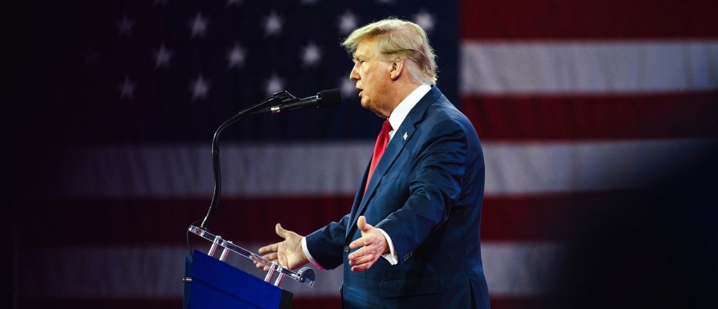 Donald Trump: Τελικά οι θεωρίες συνωμοσίας για την απόπειρα δολοφονίας έχουν όντως βάση;