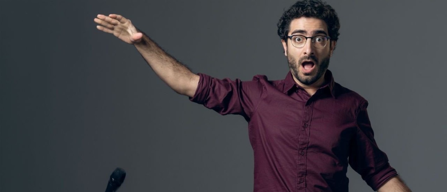 How the comedians do: Ο Λάμπρος Φισφής συζητά μαζί μας για τη σημασία της κωμωδίας στην ελληνική τηλεόραση