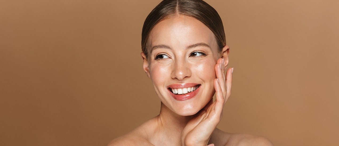 Monthly Guide to Better Skin: Τα μόνο προϊόντα ομορφιάς που χρειάζεστε για κάθε μήνα του χρόνου