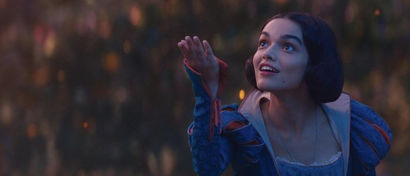 Snow White: Πώς η πολυαναμενόμενη πρεμιέρα της ταινίας εξελίχθηκε στον απόλυτο «πονοκέφαλο» για την Disney;