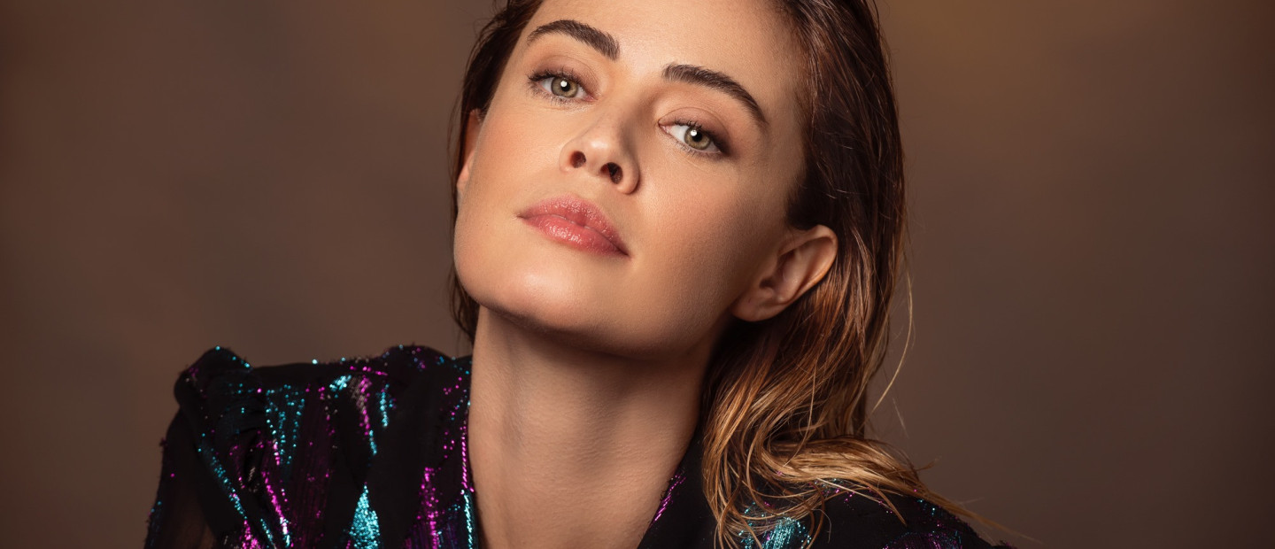 Nathalie Rapti Gomez: Η Χρυσή Σφαίρα, η Μαρία Μαγδαληνή και μια αληθινή εξομολόγηση στο GLOW.GR