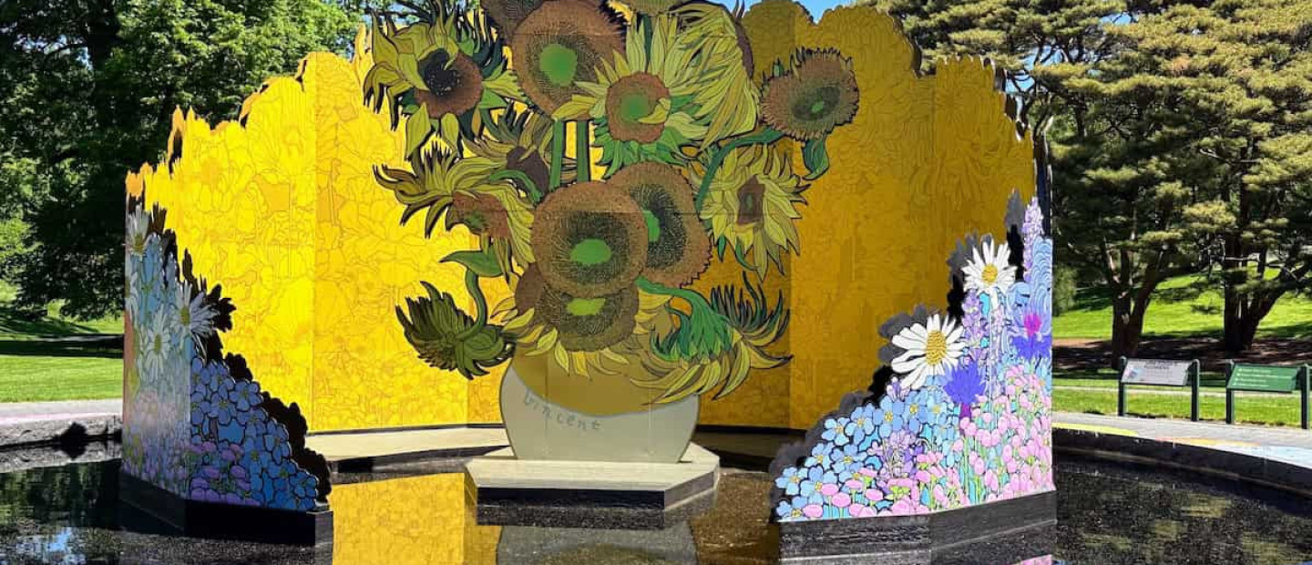 Ο Van Gogh «ανθίζει» στη Νέα Υόρκη: Η καθηλωτική έκθεση που μάς ταξιδεύει σε μια μοναδική εμπειρία χρωμάτων  