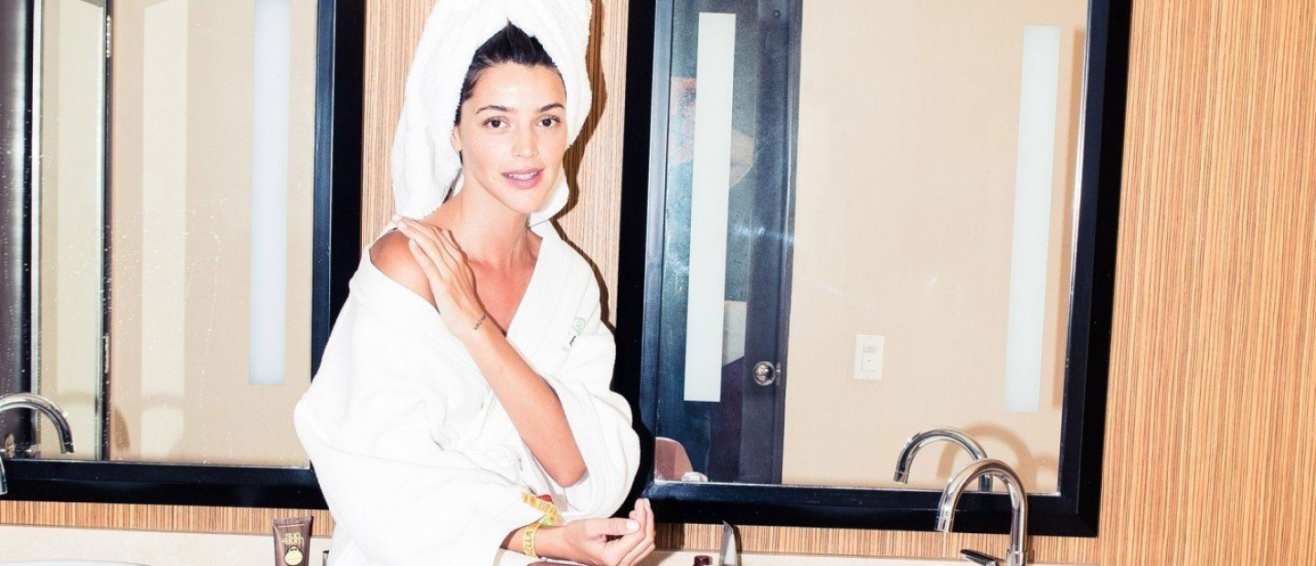 Έτσι θα διατηρήσετε το μαύρισμά σας περισσότερο υιοθετώντας 5 θαυματουργά tips 