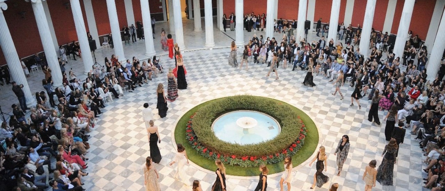 O σχεδιαστής των star του Hollywood στην Athens Xclusive Designers Week 