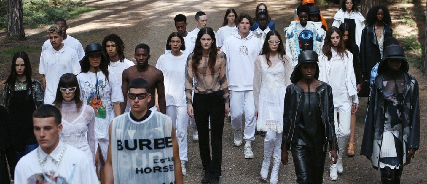 Burberry: Η νέα SS 21 συλλογή του Riccardo Tisci αποτελεί μια ωδή στη φύση 