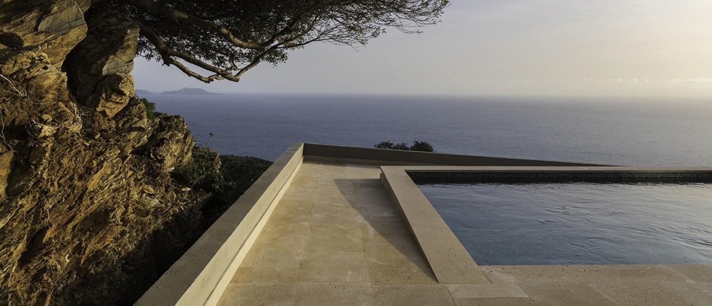 Μια μαγική κατοικία στην Κρήτη έγινε το «καταφύγιο» ενός ζευγαριού Γάλλων