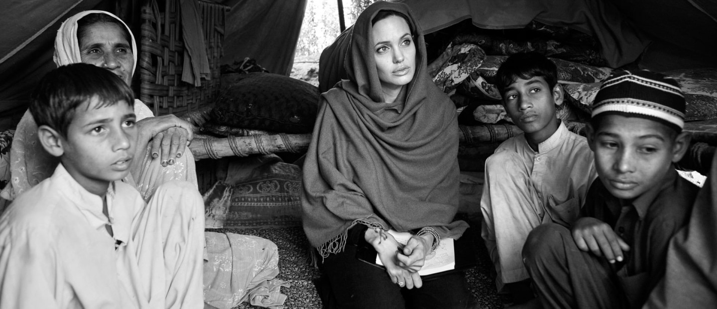 Angelina Jolie: Γίνεται η φωνή όλων των παιδιών μέσα από το νέο της βιβλίο 