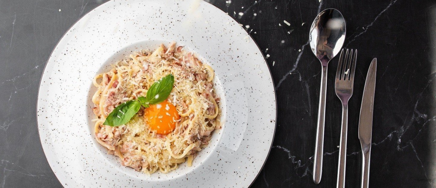 3 μακαρονάδες με αυγό για να δοκιμάσετε σήμερα 