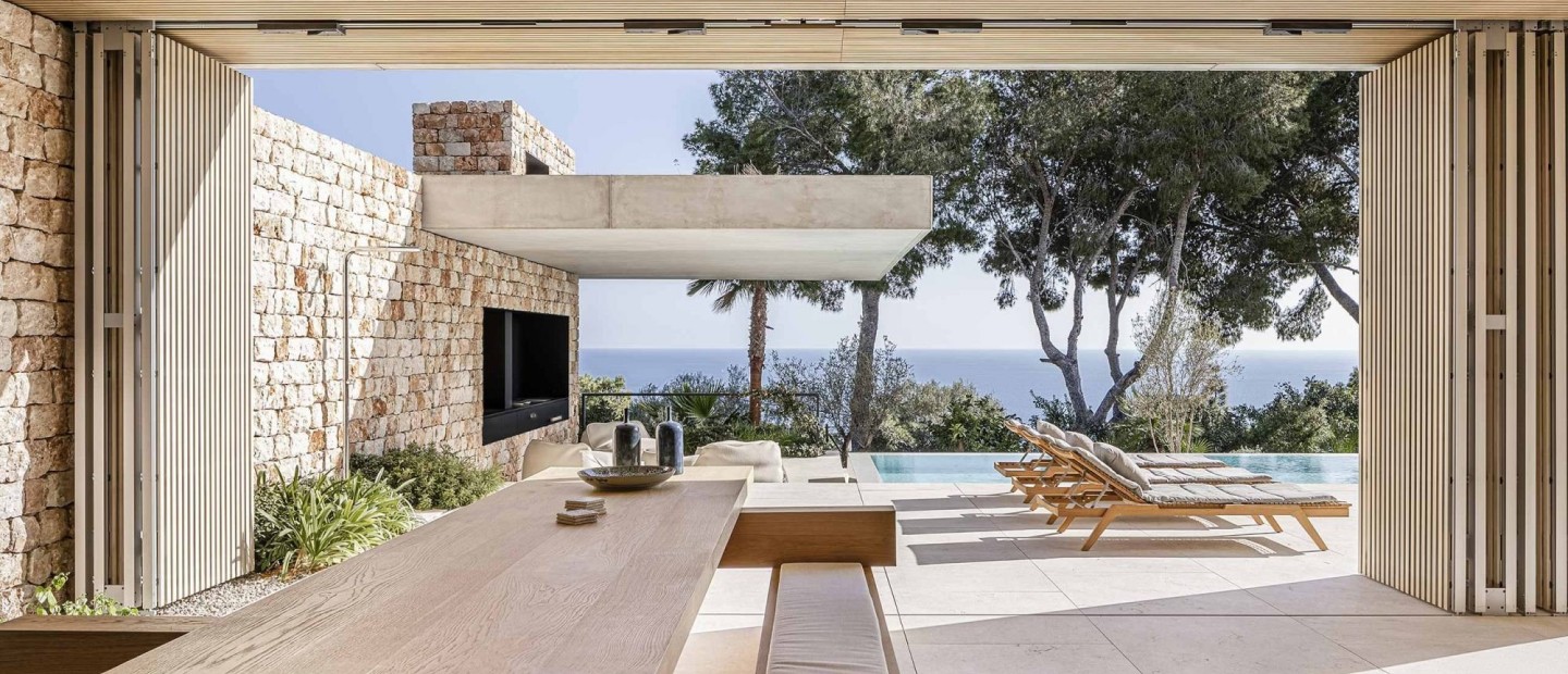 Escape Reality: Μια πανέμορφη κατοικία στη Μαγιόρκα «μυρίζει» καλοκαίρι