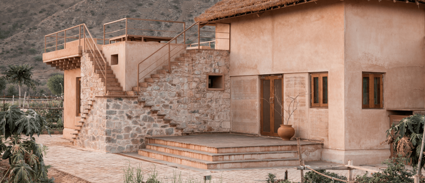 Το Mud House στην Ινδία είναι ένα πρότυπο παραδοσιακής κατοικίας που βασίζεται στον sustainable σχεδιασμό 