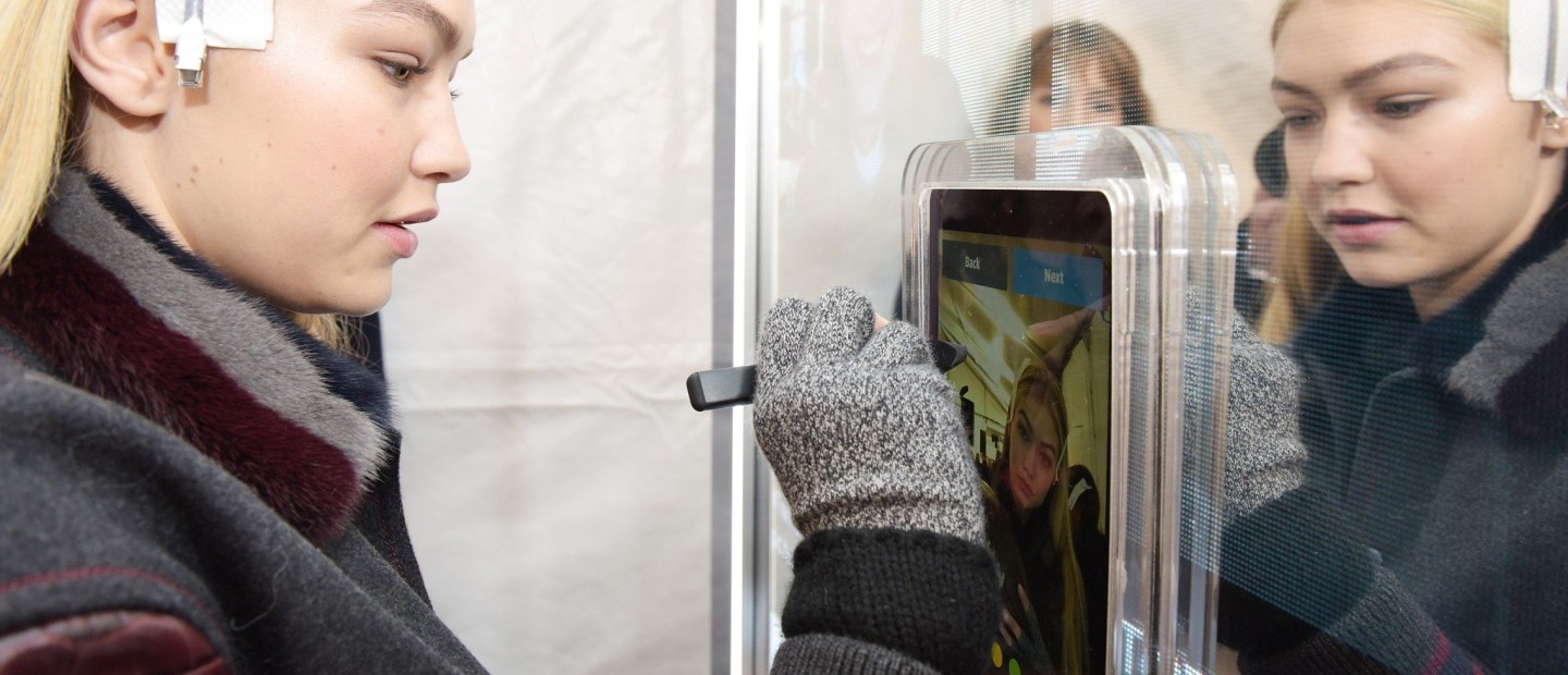 Gigi Hadid vs Elon Musk: Το top model γυρίζει την πλάτη στο Twitter 