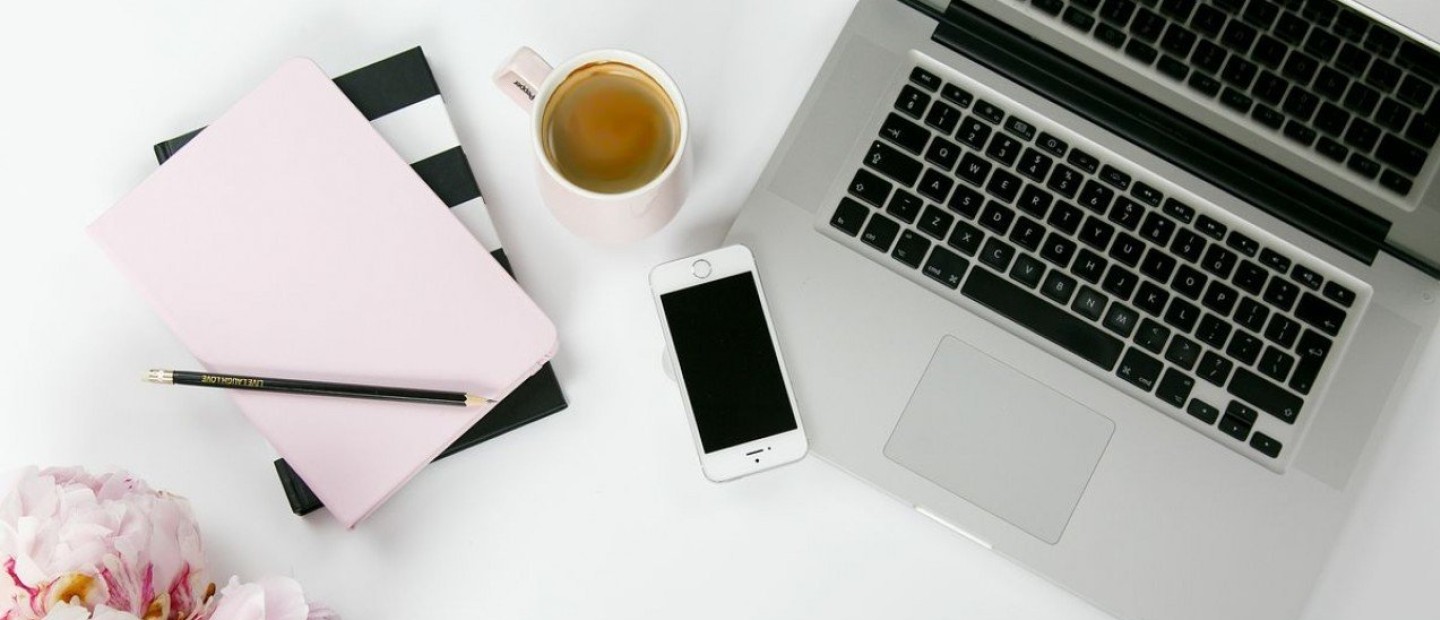 Resolution Anxiety: Μήπως οι νέοι στόχοι και τα social media μας προκαλούν extra άγχος;