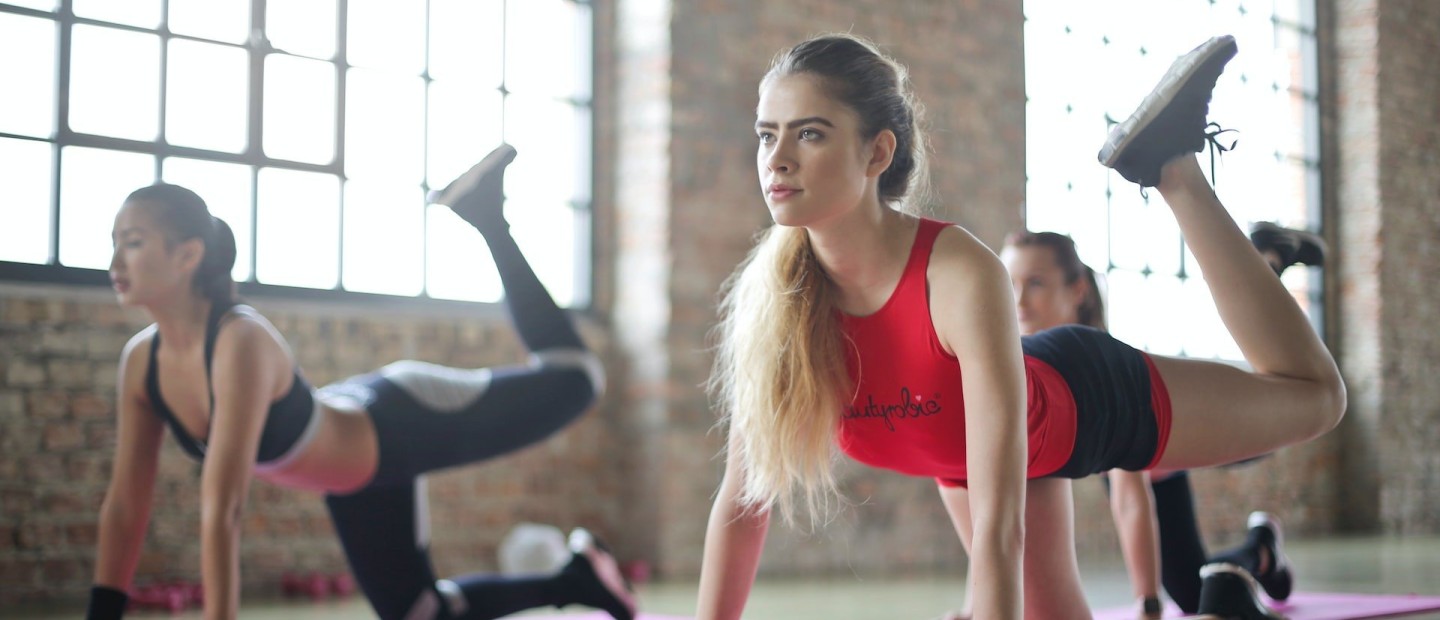 Ξεκινάτε γυμναστήριο κι έχετε άγχος; Πώς να νιώσετε μεγαλύτερη αυτοπεποίθηση 