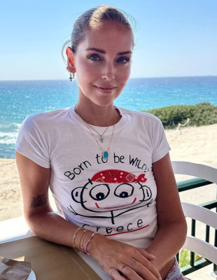 Η Chiara Ferragni βρίσκεται τώρα στην Κω και μας δείχνει την πιο αυθόρμητη πλευρά του δικού της καλοκαιριού