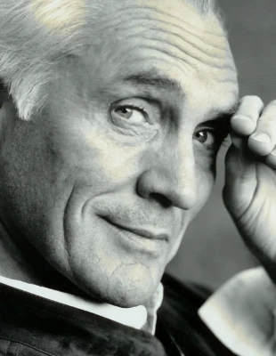 Θυμόμαστε τον εμβληματικό Terence Stamp μέσα από τους ρόλους που τον οδήγησαν στο επίκεντρο του star system