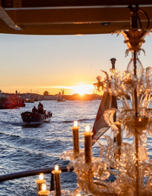 Venice Glass Week 2025: Η αιώνια τέχνη του γυαλιού αναδεικνύεται σε μια γιορτή παράδοσης και καινοτομίας