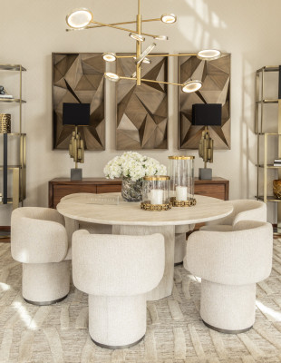 Η εταιρία Kourtis ενώνει τις δυνάμεις της με τον διεθνούς φήμης ολλανδικό οίκο Eichholtz, ανοίγοντας μια exclusive in-store boutique